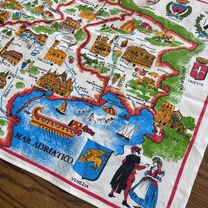 Vintage Italy Map Print tablecloth tapestry with Venezia Motif